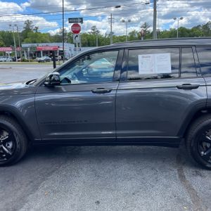 JEEP GRAND CHEROKEE L LIMITED - 4