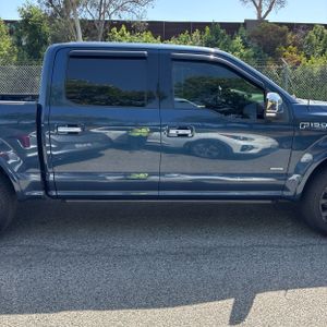 FORD F-150 LARIAT - 9