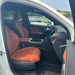 2025 Mercedes-BENZ GLC thumbnail 33