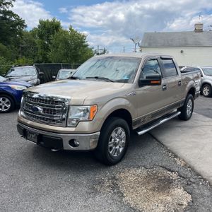 2014 FORD F150 XLT photo 1