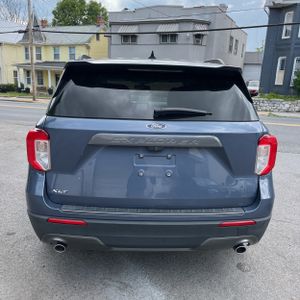 FORD EXPLORER XLT - 7