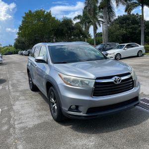 صورة 12 لـ 2016 Toyota HIGHLANDER XLE