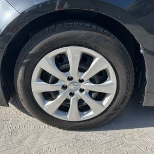 2021 Toyota COROLLA LE 缩略图 17