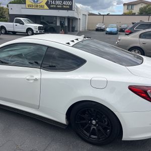 HYUNDAI GENESIS COUPE - 6