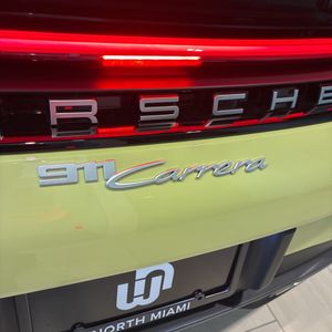 2025 Porsche 911 CARRERA 缩略图 23