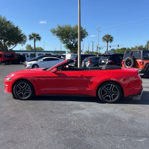 FORD MUSTANG ECOBOOST PREMIUM - 3