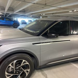 LINCOLN NAUTILUS PREMIERE - 2