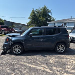صورة 3 لـ 2021 JEEP RENEGADE LATITUDE