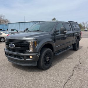 FORD F-250 SUPER DUTY LARIAT - 1