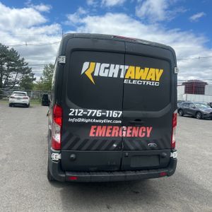 FORD TRANSIT 250 - 7