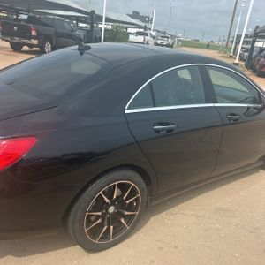 MERCEDES-BENZ CLA - 9