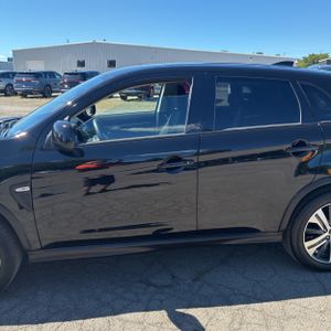 صورة 4 لـ 2024 Mitsubishi OUTLANDER SPORT S