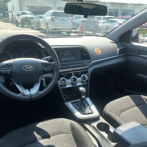 2019 Hyundai ELANTRA SE thumbnail 31