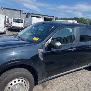 2023 FORD MAVERICK XL 照片 2