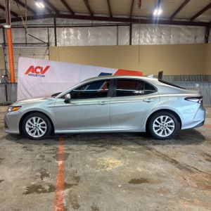 TOYOTA CAMRY - 3