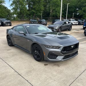 FORD MUSTANG GT - 10