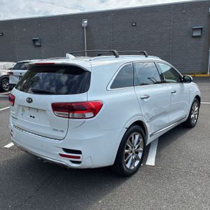 KIA SORENTO SX LIMITED V6 - 8