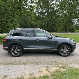 2016 Volkswagen TOUAREG VR6 LUX — фото 10