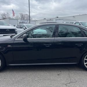 AUDI A4 2.0T PREMIUM - 4