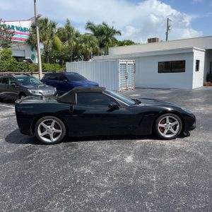 صورة 10 لـ 2005 Chevrolet CORVETTE BASE