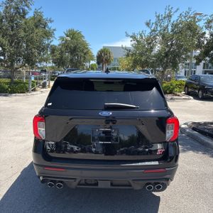 FORD EXPLORER ST - 7