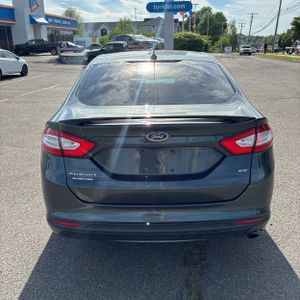 FORD FUSION SE - 7