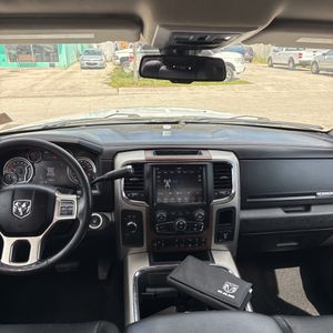 2018 RAM 3500 LARAMIE photo 41