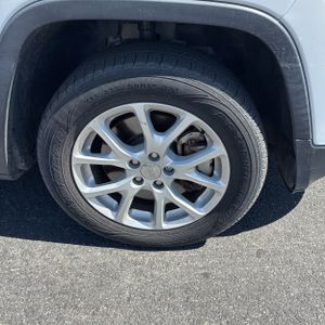 2017 JEEP CHEROKEE LATITUDE — миниатюра 20