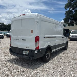 FORD TRANSIT 250 - 8