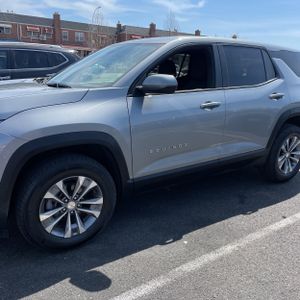 CHEVROLET EQUINOX LT - 2