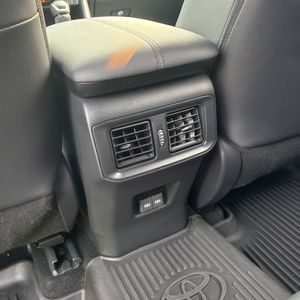 2024 Toyota RAV4 HYBRID XSE — миниатюра 37