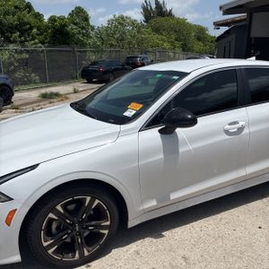 2024 KIA K5 GT-LINE photo 2