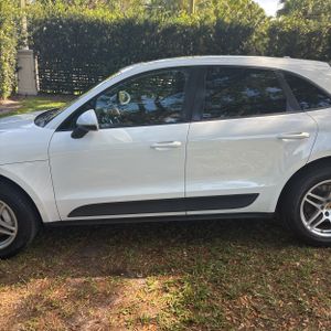 PORSCHE MACAN BASE - 4