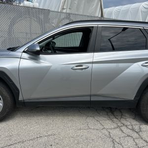 HYUNDAI TUCSON SEL - 4