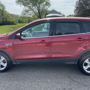 FORD ESCAPE SE - 3
