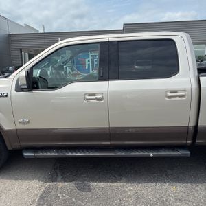 FORD F-150 KING RANCH - 4