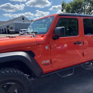 صورة 2 لـ 2019 JEEP WRANGLER UNLIMITED SPORT S
