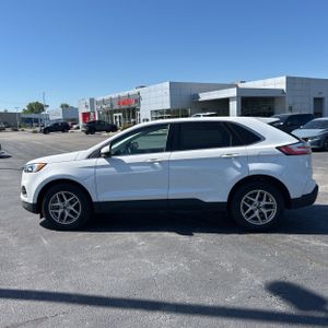 FORD EDGE SEL - 3