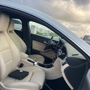 2018 Mercedes-BENZ CLA — миниатюра 33