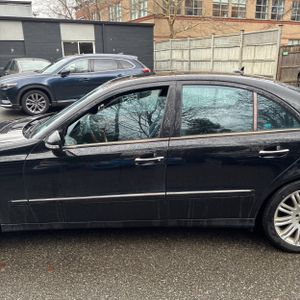 MERCEDES-BENZ E-CLASS - 4