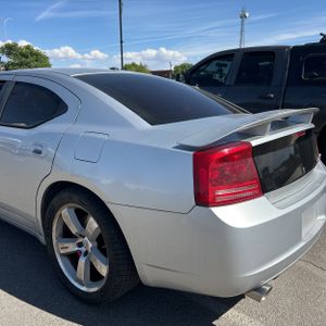 DODGE CHARGER SRT-8 - 6