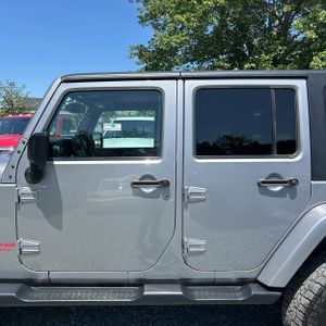 صورة 4 لـ 2016 JEEP WRANGLER UNLIMITED SPORT