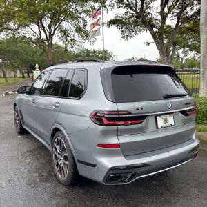 BMW X7 M60I - 5