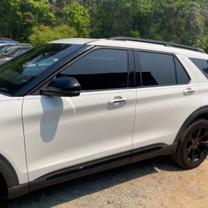 FORD EXPLORER ST - 4