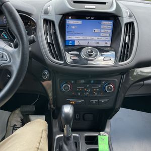 2017 FORD ESCAPE TITANIUM — миниатюра 38