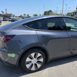 صورة 9 لـ 2023 Tesla MODEL Y LONG RANGE