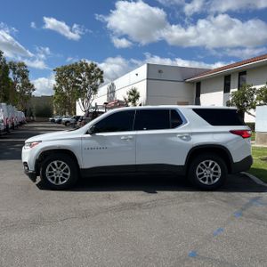 CHEVROLET TRAVERSE LS - 3