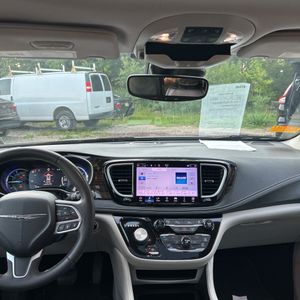 صورة 25 لـ 2022 Chrysler PACIFICA LIMITED
