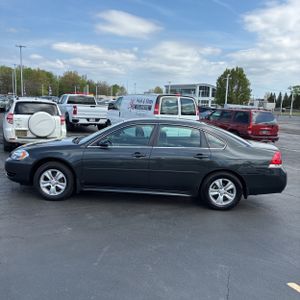 CHEVROLET IMPALA LS - 3