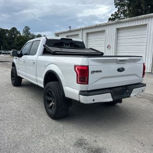 2017 FORD F-150 LARIAT photo 5